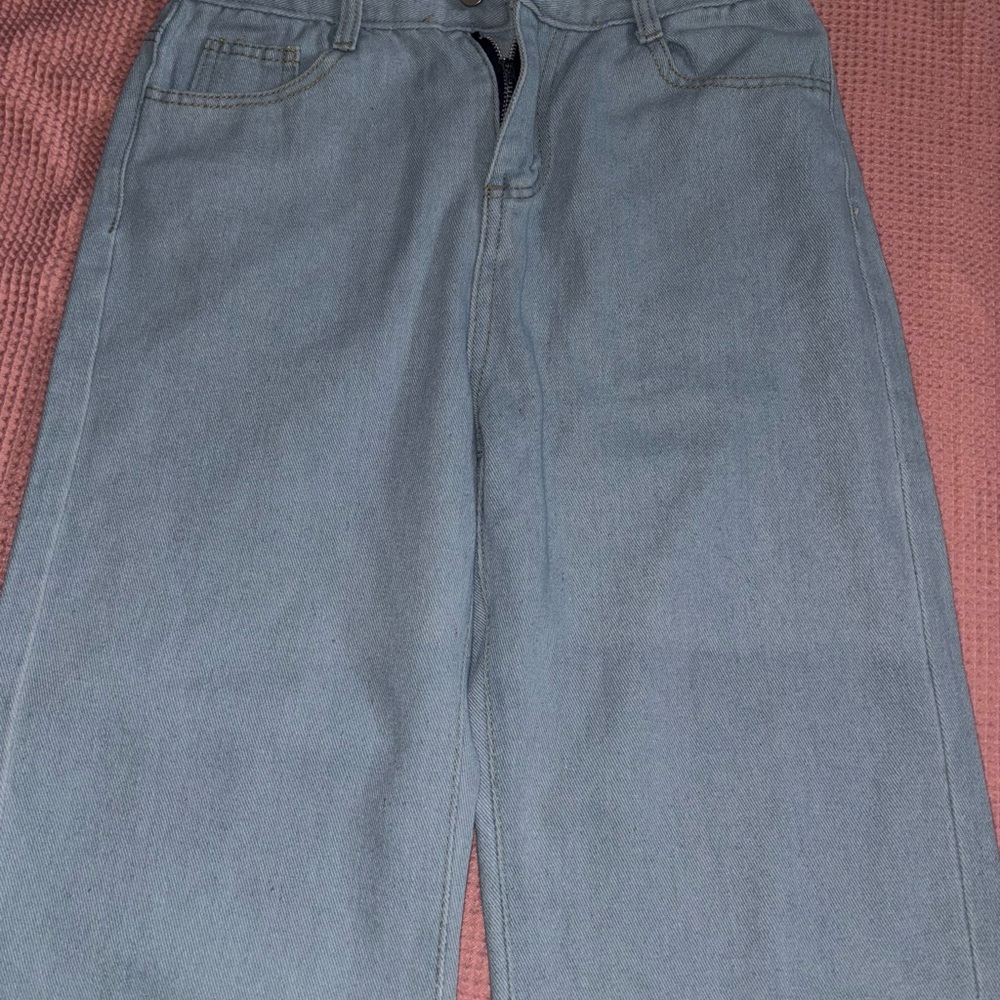 Junior Light Blue Jeans